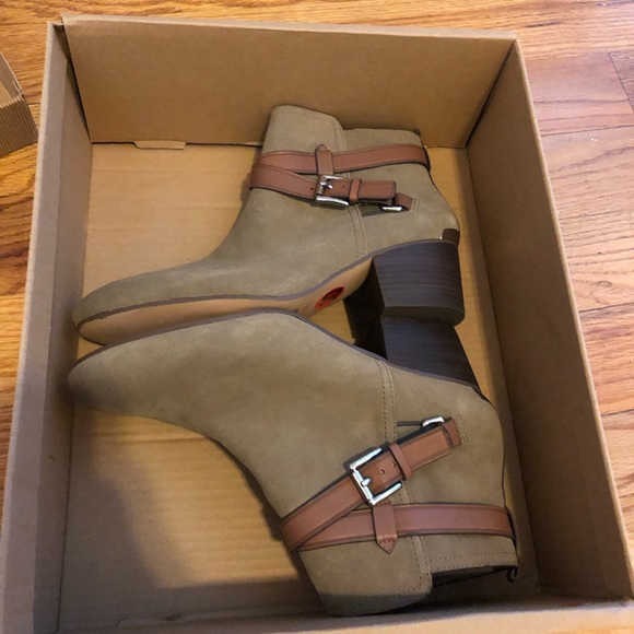 Coach ankle boots, green army size 10 - Picture 5 of 5